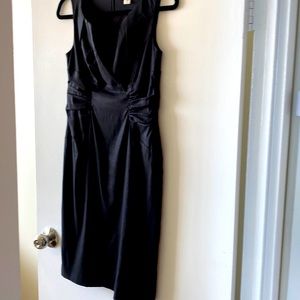 Gorgeous slimming all occasion black sleeveless Coldwater Creek Size 4 Dress🌸
